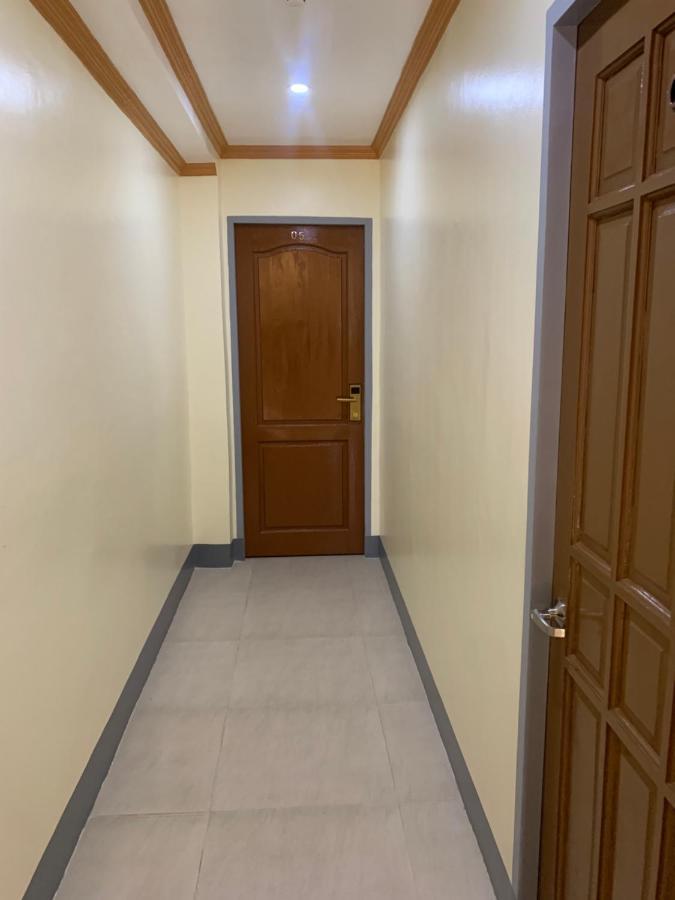 Zl Travelers Inn Batuan Eksteriør bilde