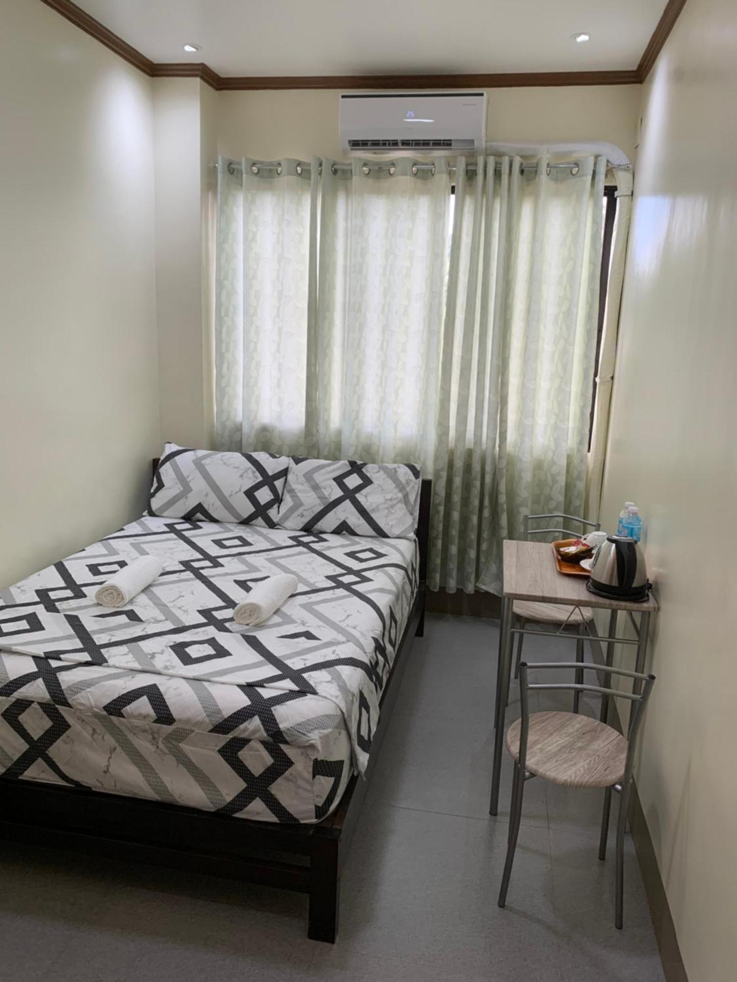 Zl Travelers Inn Batuan Eksteriør bilde