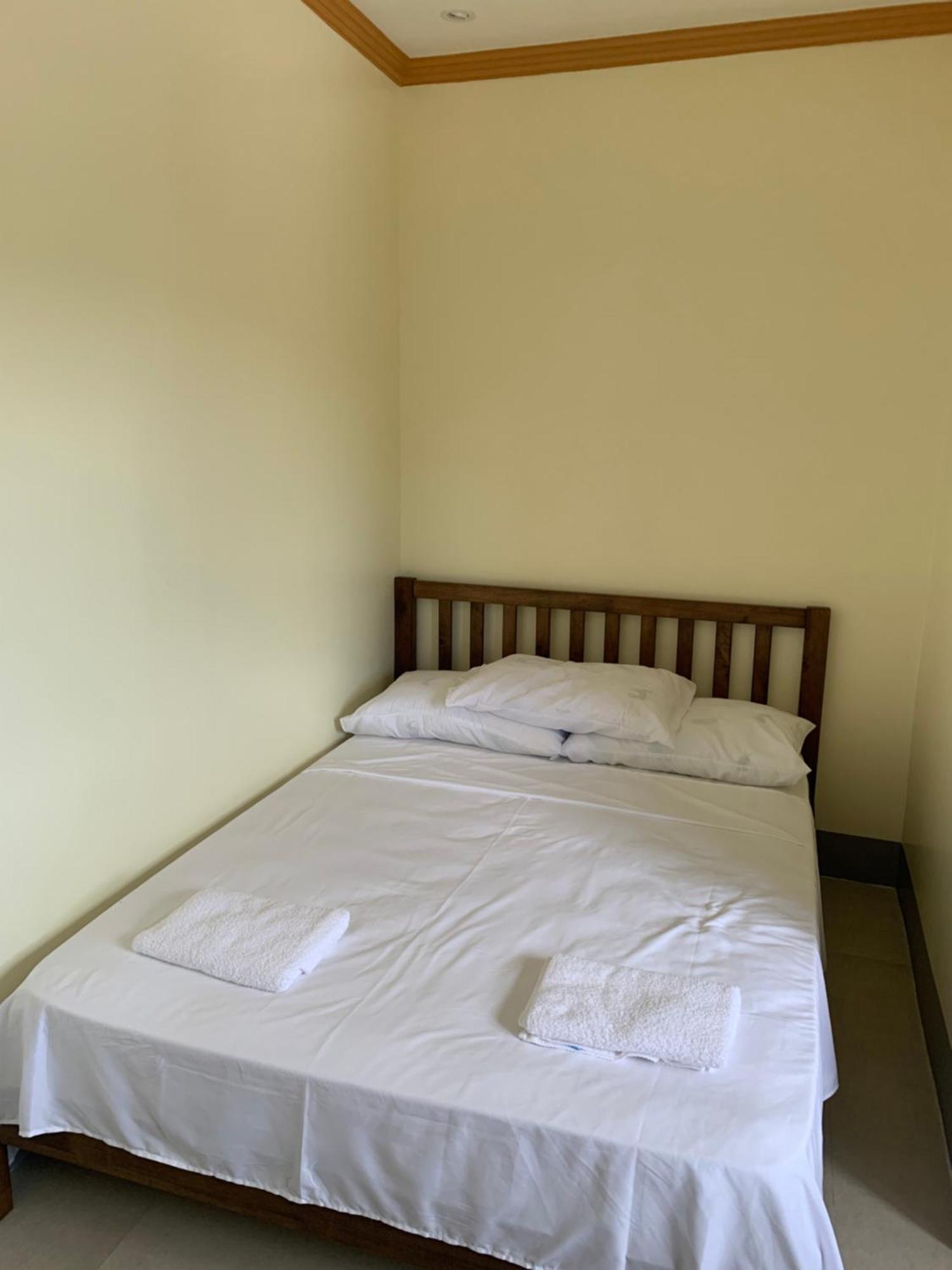 Zl Travelers Inn Batuan Eksteriør bilde